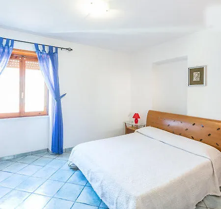 Apartment On The La Rena Beddha
