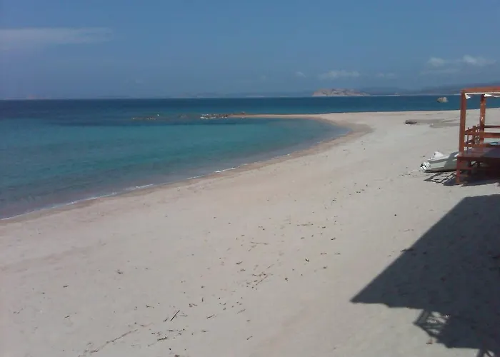 Апартаменты On The Beach La Rena Beddha