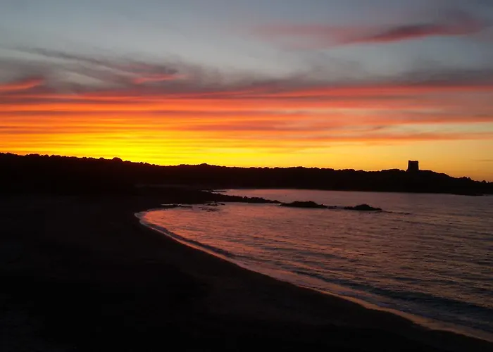 Апартаменты On The Beach La Rena Beddha